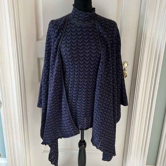 Purple sweater set - Picture 2 of 8